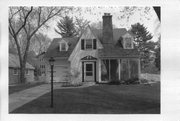 919 COLUMBIA RD, a Colonial Revival/Georgian Revival house, built in Shorewood Hills, Wisconsin in 2002.