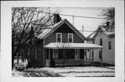 220-220A W SUMNER ST, a Front Gabled house, built in Hartford, Wisconsin in 1892.