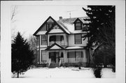 305-307 W SUMNER ST, a Queen Anne house, built in Hartford, Wisconsin in 1889.