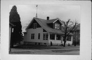 1625 BARTON AVE, a Bungalow house, built in West Bend, Wisconsin in 1921.