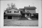 314 CRYSTAL LANE, a Side Gabled house, built in West Bend, Wisconsin in 1920.