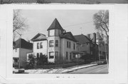 406 N PINCKNEY ST, a Queen Anne house, built in Madison, Wisconsin in 1857.