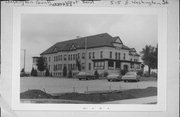 515 E WASHINGTON ST, a Queen Anne live-in care facility/sanitarium, built in West Bend, Wisconsin in 1914.