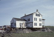1075 N PILGRIM PARKWAY, a Greek Revival lodging-inn, built in Brookfield, Wisconsin in 1848.