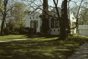 530 NORTH AVE, a Spanish/Mediterranean Styles house, built in Hartland, Wisconsin in 1932.