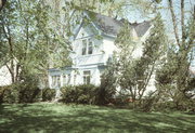 702 E CAPITOL DRIVE, a Queen Anne house, built in Hartland, Wisconsin in 1895.