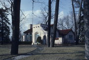 DELAFIELD RD (COUNTY HIGHWAY DR) AND PENINSULA RD, NE CNR, a Spanish/Mediterranean Styles house, built in Summit, Wisconsin in 1927.