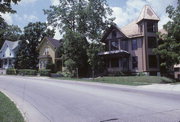 524 MADISON ST, a Queen Anne house, built in Waukesha, Wisconsin in 1885.