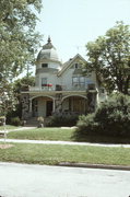 501 DUNBAR AVE, a Queen Anne house, built in Waukesha, Wisconsin in 1891.