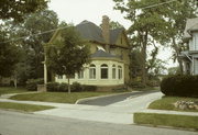 316 MCCALL ST, a Queen Anne house, built in Waukesha, Wisconsin in 1896.