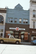 327 W MAIN ST 327 W MAIN ST, a Commercial Vernacular small retail building, built in Waukesha, Wisconsin in 1886.