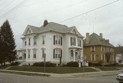 726 N EAST AVE, a Italianate house, built in Waukesha, Wisconsin in 1871.