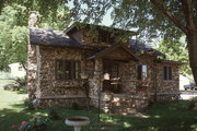 1312 PLEASANT VIEW AVE, a Craftsman house, built in Waukesha, Wisconsin in .