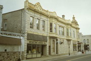 338-340 W MAIN ST, a Queen Anne retail building, built in Waukesha, Wisconsin in 1901.