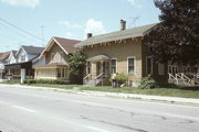 406 WISCONSIN AVE, a Italianate house, built in Waukesha, Wisconsin in 1870.