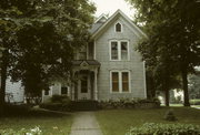 149 W LAFLIN AVE, a Queen Anne house, built in Waukesha, Wisconsin in 1886.