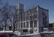 550 ELIZABETH ST, a Spanish/Mediterranean Styles industrial building, built in Waukesha, Wisconsin in 1916.