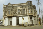 200 MADISON ST, a Queen Anne tavern/bar, built in Waukesha, Wisconsin in 1892.