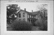 W243 S7575 EVERGREEN DR, a Gabled Ell house, built in Vernon, Wisconsin in 1875.