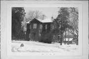 W334 N198 CUSHING PARK RD, a Italianate house, built in Delafield, Wisconsin in 1860.