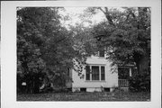W240 N3415 PEWAUKEE RD/COUNTY HIGHWAY J, a Gabled Ell house, built in Pewaukee, Wisconsin in 1880.