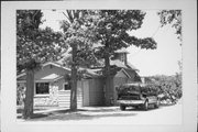 N50 W35060 E WISCONSIN AVE, a Bungalow tavern/bar, built in Oconomowoc, Wisconsin in 1930.