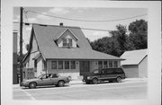 N51 W34998 E WISCONSIN AVE, a Bungalow tavern/bar, built in Oconomowoc, Wisconsin in 1930.