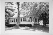 N49 W34680 E WISCONSIN AVE, a Bungalow house, built in Oconomowoc, Wisconsin in 1930.