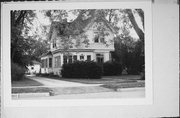 702 E CAPITOL DRIVE, a Queen Anne house, built in Hartland, Wisconsin in 1895.