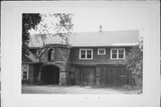 327 LAC LA BELLE DR, a Queen Anne carriage house, built in Lac La Belle, Wisconsin in .