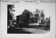 N 87 W 16585 APPLETON AVE, a Gabled Ell house, built in Menomonee Falls, Wisconsin in .