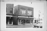 N 88 W 16712 APPLETON AVE, a Prairie School small retail building, built in Menomonee Falls, Wisconsin in 1920.