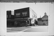 N 88 W 16712 APPLETON AVE, a Prairie School small retail building, built in Menomonee Falls, Wisconsin in 1920.
