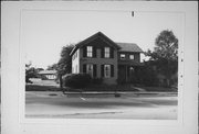 N 88 W 16796 MAIN ST, a Gabled Ell house, built in Menomonee Falls, Wisconsin in .