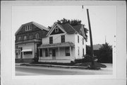 N89 W16371 MAIN ST, a Queen Anne house, built in Menomonee Falls, Wisconsin in 1906.