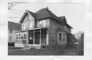 133 W LINCOLN ST, a Queen Anne house, built in Oregon, Wisconsin in 1894.