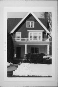 506 W WISCONSIN AVE, a Queen Anne house, built in Oconomowoc, Wisconsin in 1910.