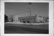 627 CAPITOL DR, a Other Vernacular industrial bldg/manufacturing facility, built in Pewaukee, Wisconsin in 1946.