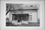 N 61 W 23084 SILVER SPRING RD, a Gabled Ell house, built in Sussex, Wisconsin in 1850.