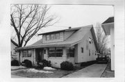 105 W HUDSON ST, a Bungalow house, built in Mazomanie, Wisconsin in 1922.