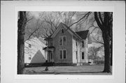 149 W LAFLIN AVE, a Queen Anne house, built in Waukesha, Wisconsin in 1886.