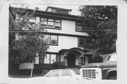 615 N Henry St, a Prairie School house, built in Madison, Wisconsin in 1911.