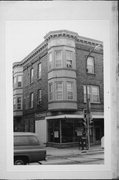 294 W MAIN ST, a Neoclassical/Beaux Arts lodging-hotel, built in Waukesha, Wisconsin in 1901.