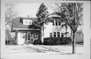 510 MCCALL ST, a Arts and Crafts house, built in Waukesha, Wisconsin in 1916.