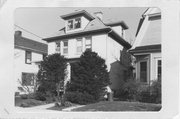 315 N INGERSOLL ST, a American Foursquare house, built in Madison, Wisconsin in 1910.