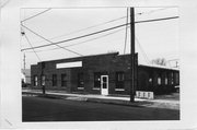 2066 HELENA ST, a Bungalow industrial building, built in Madison, Wisconsin in 1921.