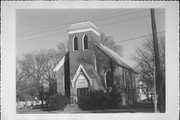 204 MAPLE ST, a Early Gothic Revival house of worship, built in Waupaca, Wisconsin in 1905.