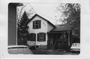 748 E JOHNSON ST, a Gabled Ell house, built in Madison, Wisconsin in 1856.