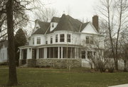 579 E WISCONSIN AVE, a Queen Anne house, built in Neenah, Wisconsin in 1894.