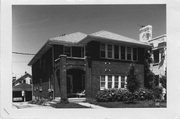 2410 KENDALL AVE, a Prairie School apartment/condominium, built in Madison, Wisconsin in 1925.